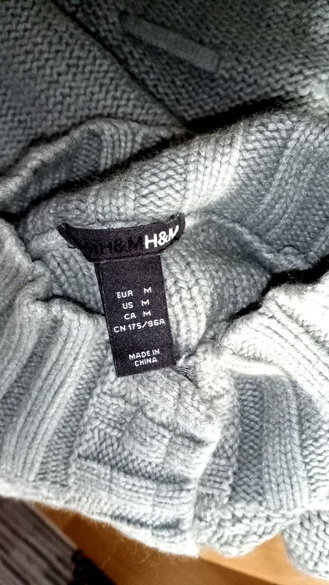 Sweter rozpinany na zatrzaski H&M angora bąbelki warkocze