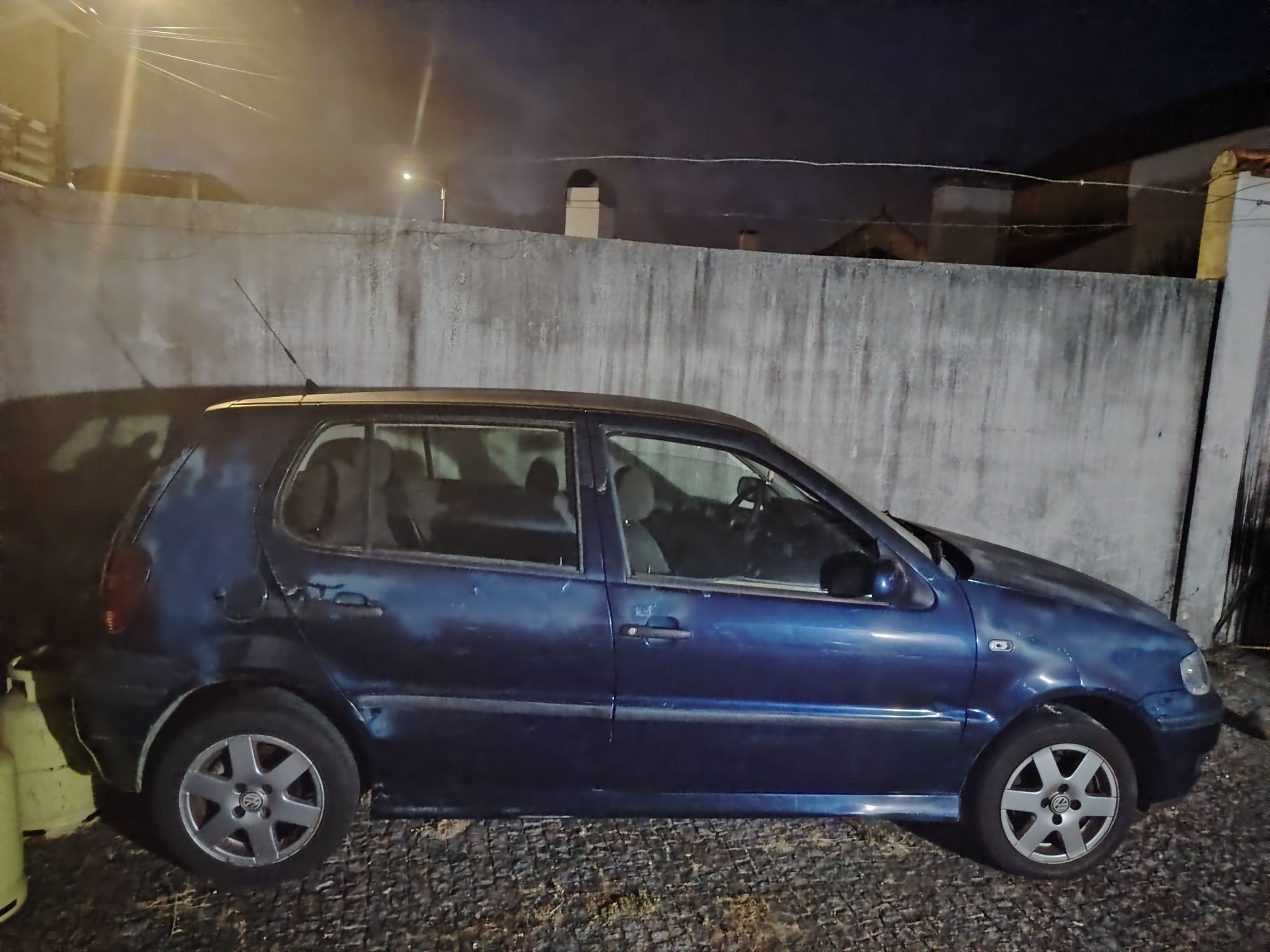 Vendo carro Polo 2001