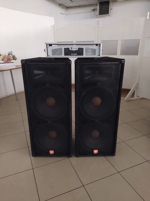 Kolumny estradowe JBL JRX125 końcówka mocy Crown LPS2500 mocny zestaw