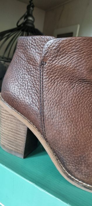 39 botki Clarks skórzane brąz buty