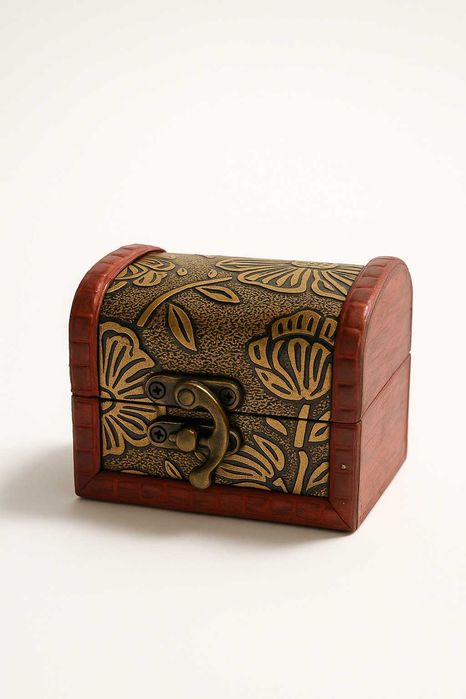 Декоративна подарункова коробочка