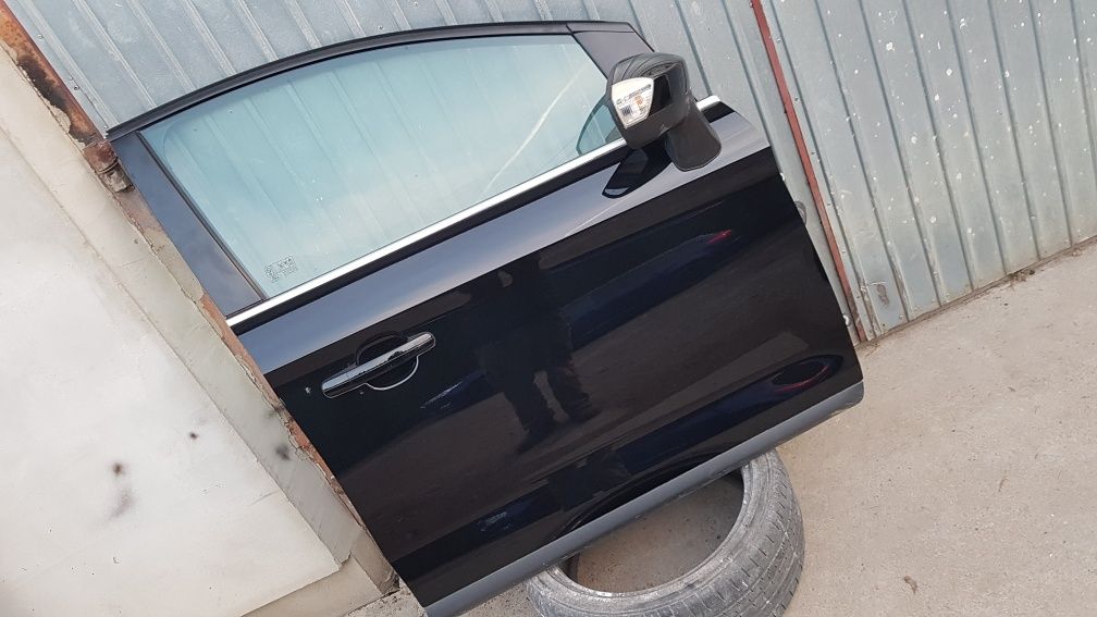 Drzwi ford Kuga mk 1  F8 w kolor prawe lewe przod tył  2.0 4x4 części
