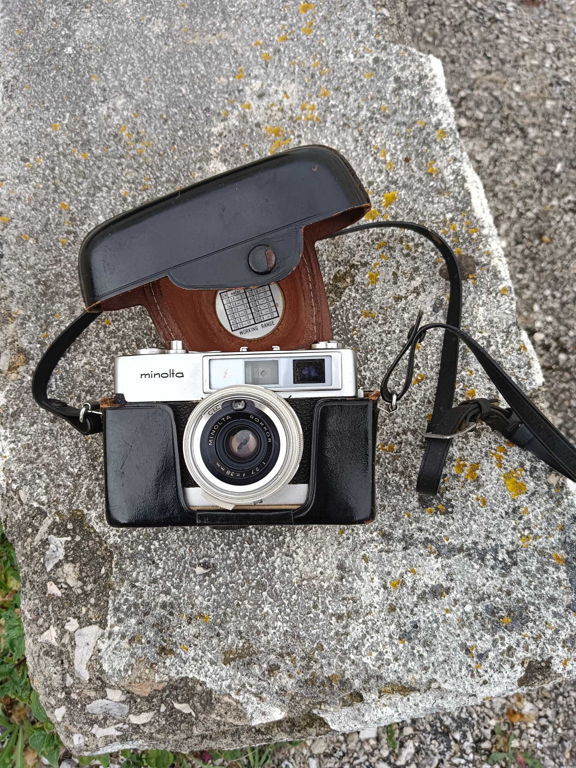 Maquina fotográfica Minolta  AL-F  com estojo em pele