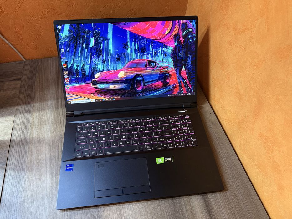 Потужний ігровий ноутбук (i7/1TB SSD/32DDR4/RTX 3080 16GB/144hz 17.3)