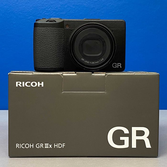 RICOH GR IIIx HDF (24.2MP)