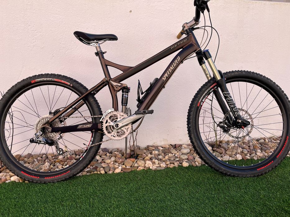 Bicicleta suspensão total Specialized pitch pro btt enduro