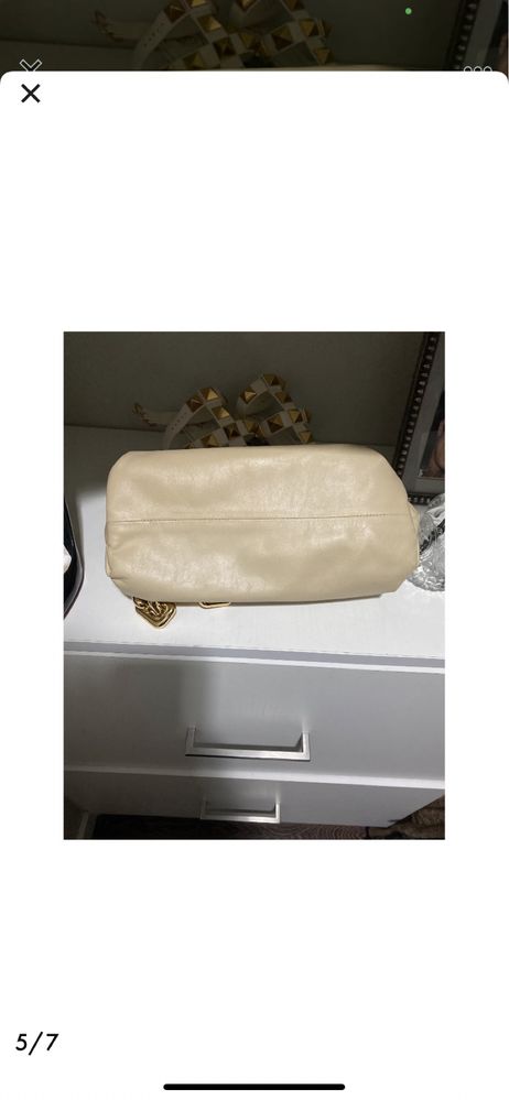 Bottega veneta chain pouch beige