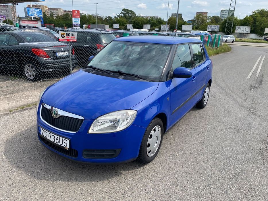 Skoda Fabia ZAREJESTROWANY 1.2 Benzyna 60KM Klimatyzacja Elektryka ISOFIX