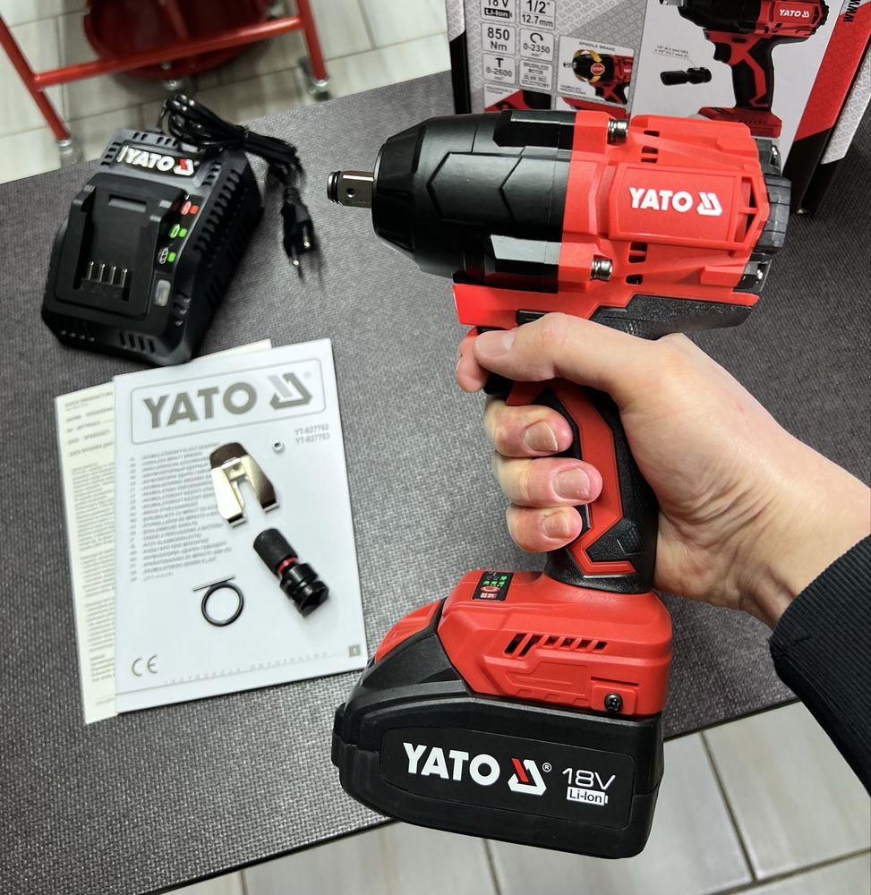 Гайковерт аккумуляторный YATO YT-827793 На 850 Нм + АКБ 4Ач + ЗУ