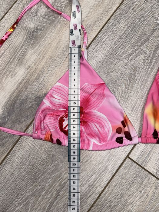 Шикарний купальних з орхідеями та спідницею