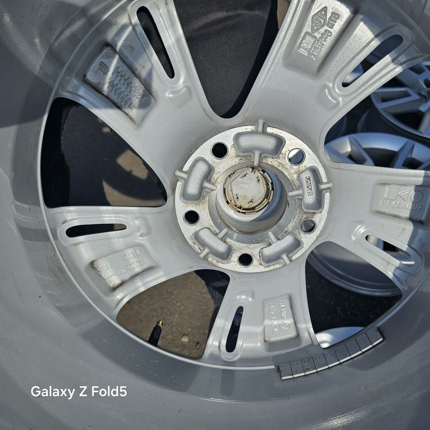 Alufelgi 17 Renault Fluence Megane Scenic 5x114,3 ET49