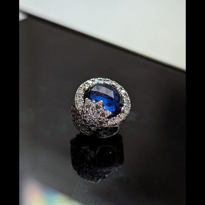 Пандора шарм синій 3D