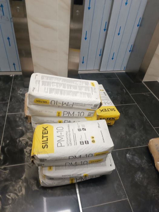 Вантажники.Демонтаж.Послуги  вантажників. Демонтаж.Очистка даху .