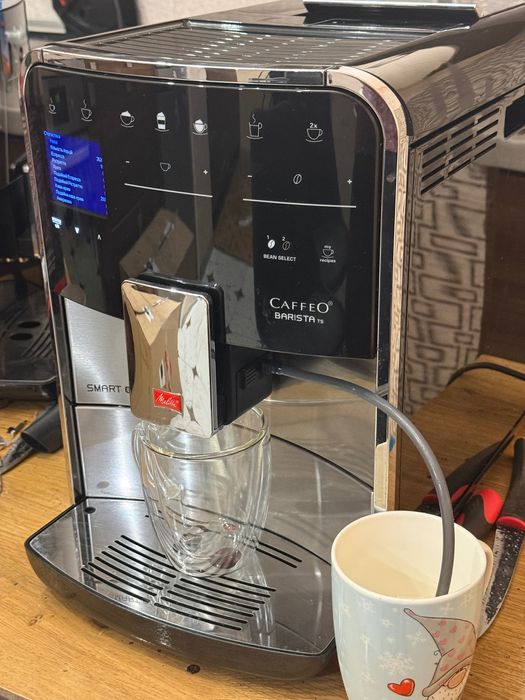 2700 чашок Найновіша модель Кавоварка F 86 - 100 Melitta новіша за f85