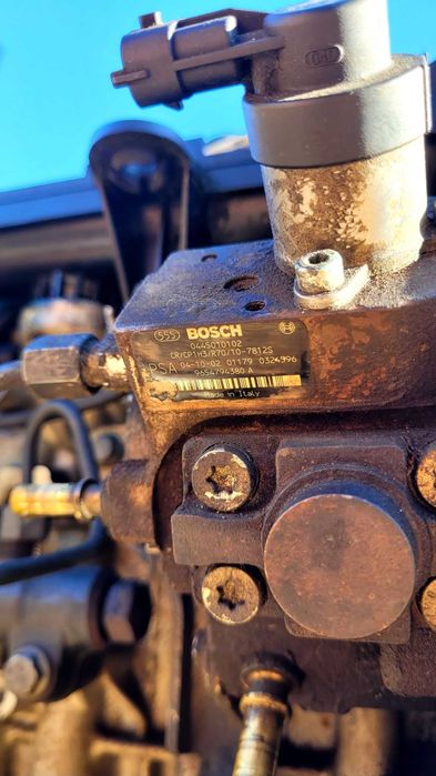 Bomba Injeção Bosch 044.501.01.02 Peugeot 307 / Citroën 1.4 HDi – 100€