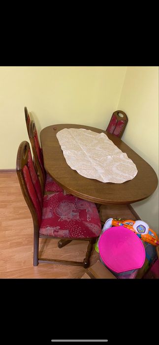 Стіл дубовий + 4 стільці (комплект)