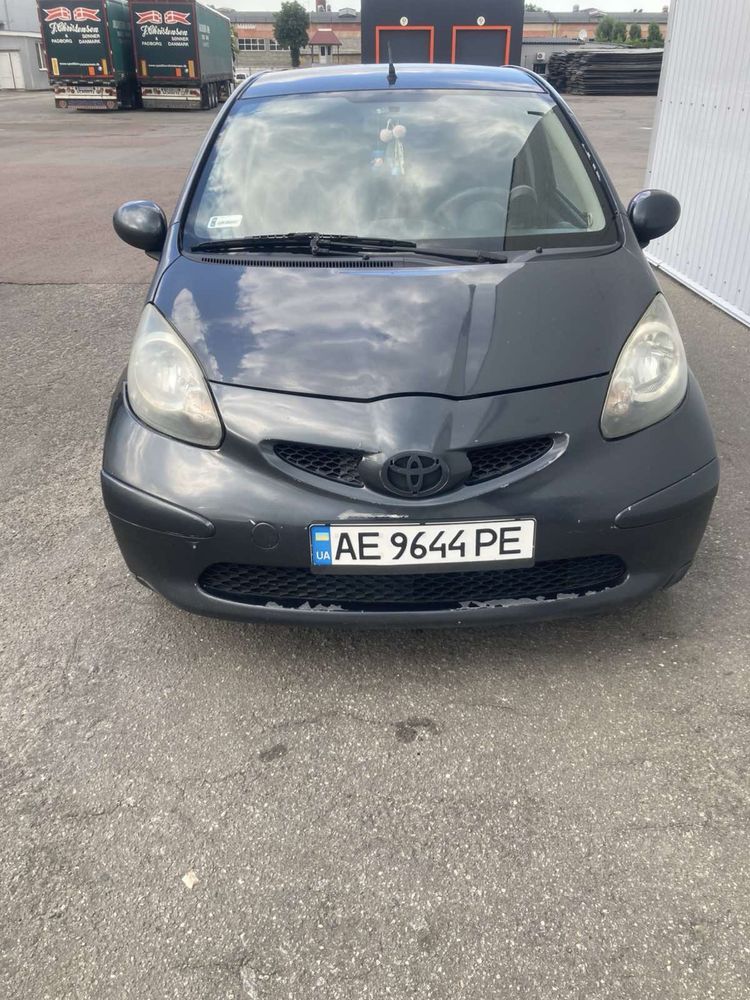 Машина Тoyota Aygo