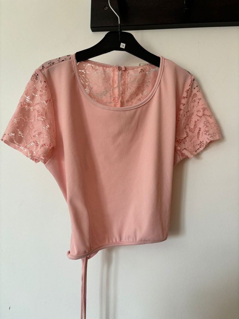 Camisolas preta e rosa