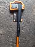 Siekiera fiskars x25