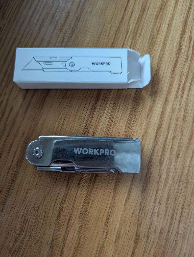 Ніж складний монтажний WORKPRO з кнопкой універсальний