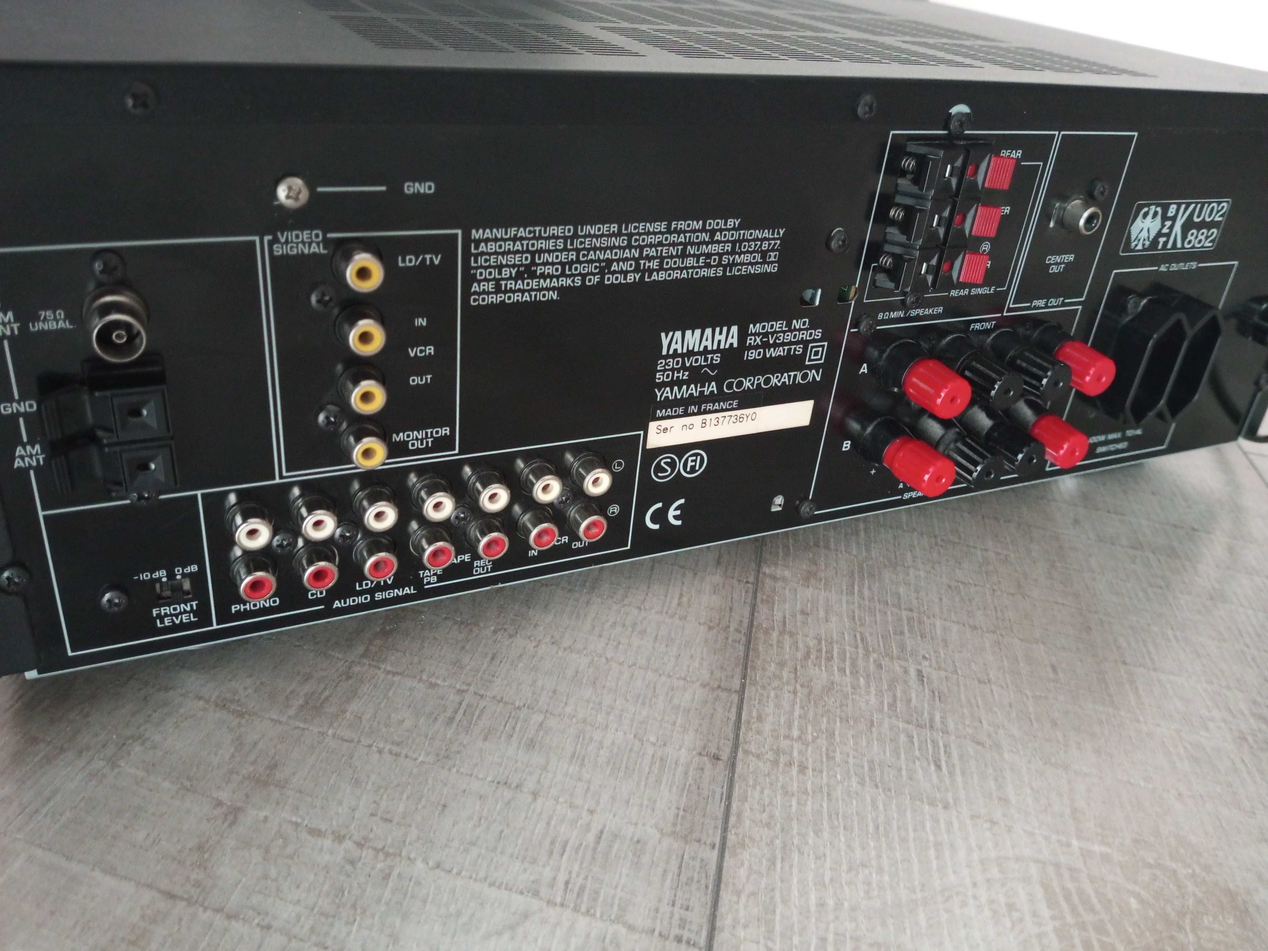 Yamaha RX - V390 RDS amplituner