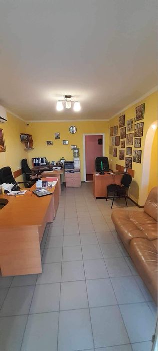 Продам приміщення під любу сферу діяльності.БЕЗ КОМІСІЇ!!!