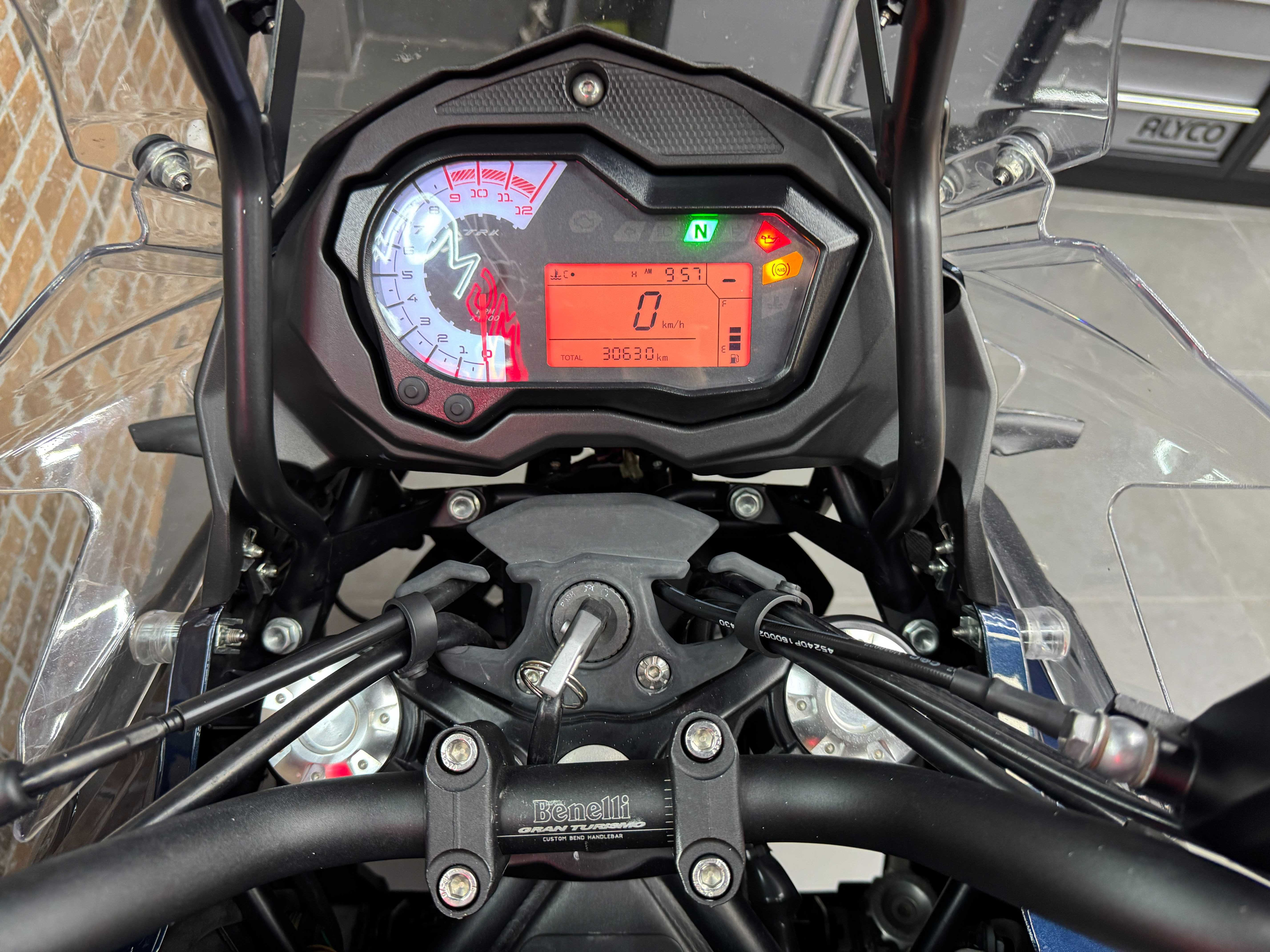 Benelli TRK 502 SET 2021 - 30 mil Kms