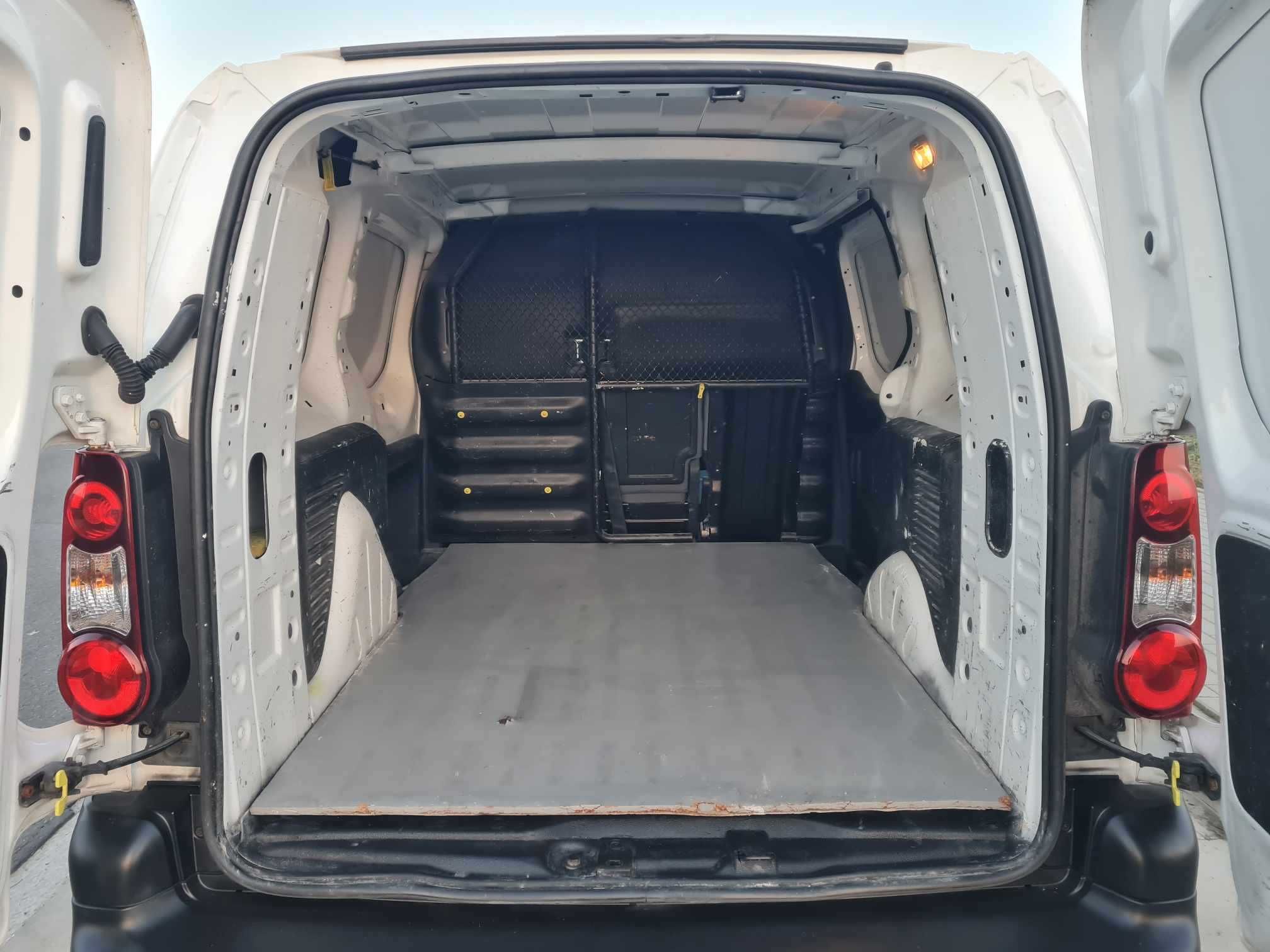 Citroen Berlingo LIFT Long 1.6ehdi klima tempomat parktronic