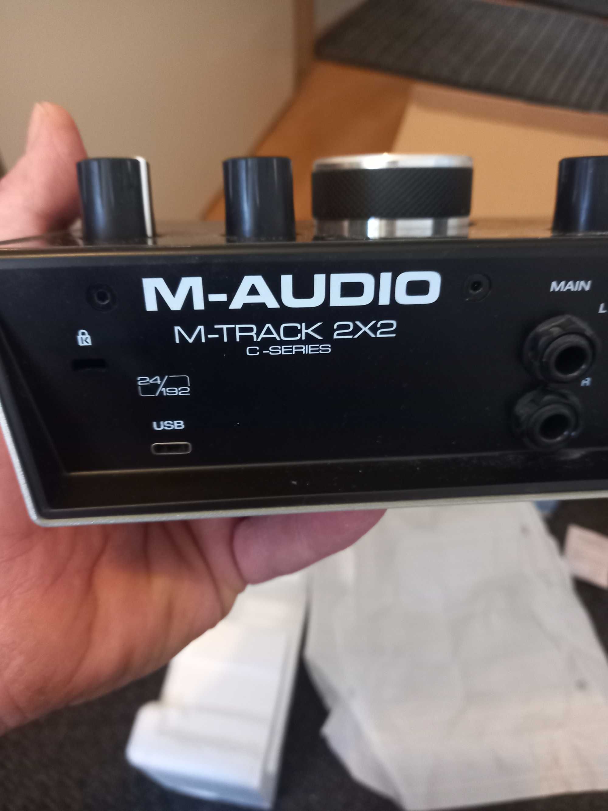 Mikser dwukanalowy M-AUDIO M-Track 2x2 w pelni sprawny