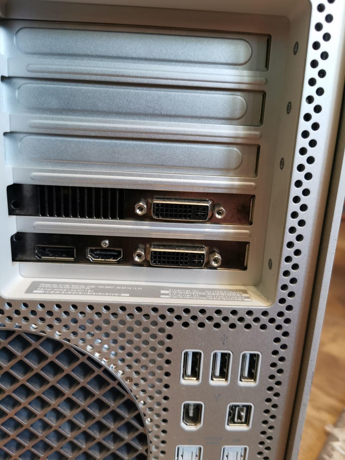 Komputer stacja robocza Apple Mac pro 3,1