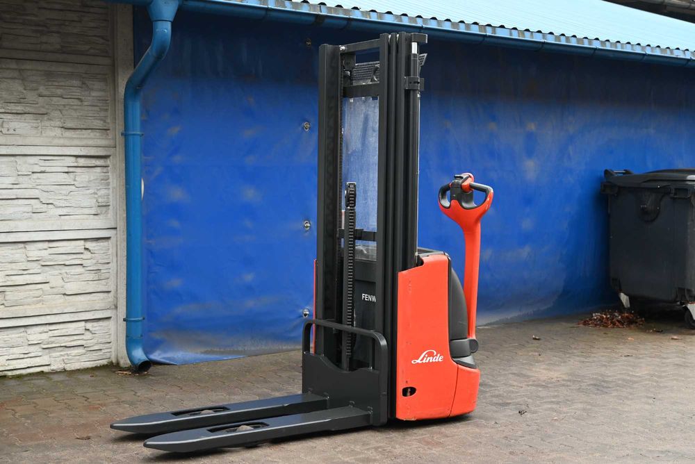 Paleciak elektryczny Linde L10 Triplex 440cm 2019rok 650mth FHP 334