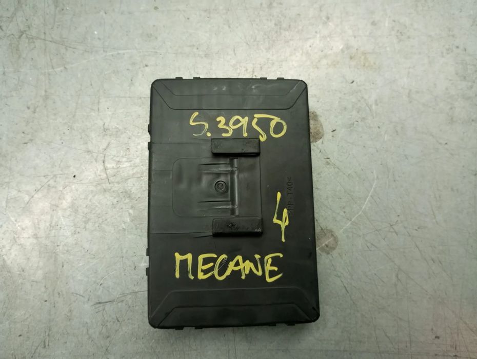 Módulo genérico RENAULT Megane IV (B9A/M_)