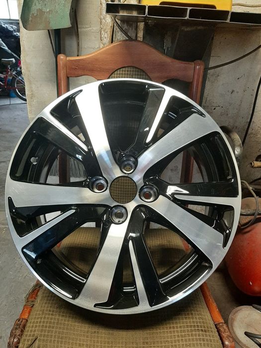 Sprzedam Nowe Felgi 17