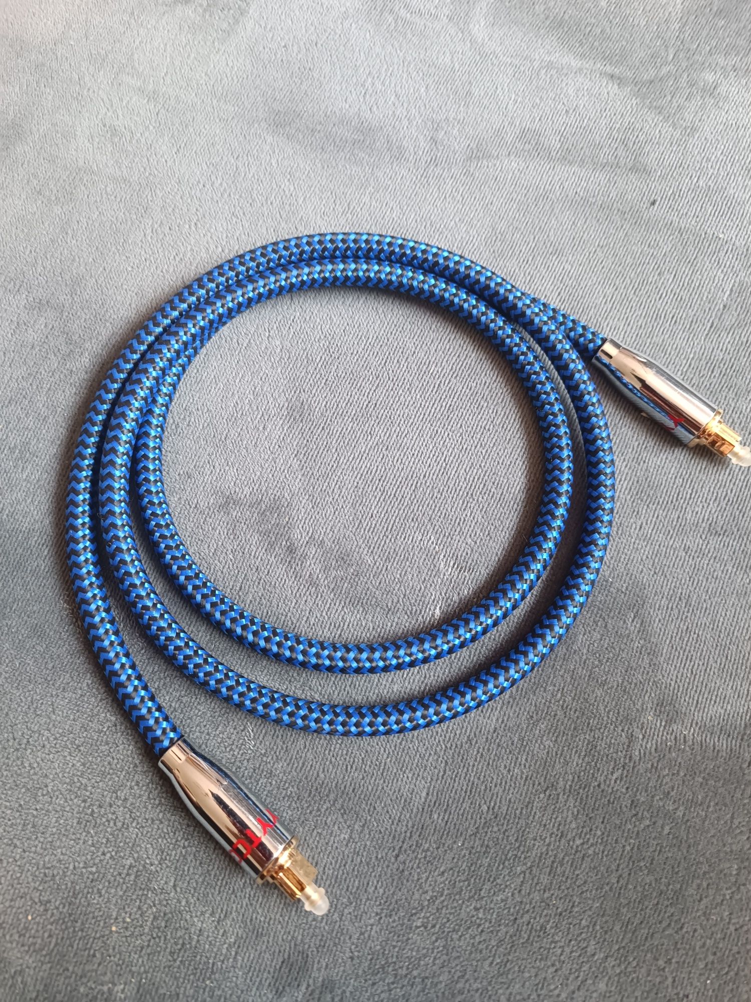 Kabel HDMI i kabel optyczny