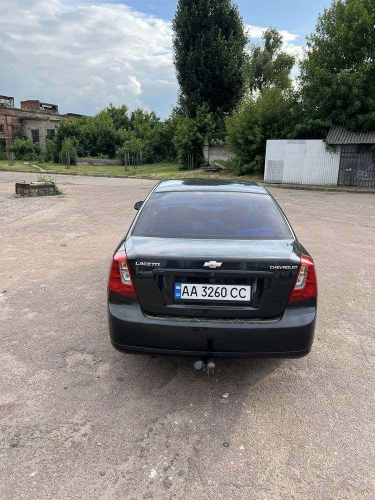 Продаю Chevrole Lacetti 2012 року