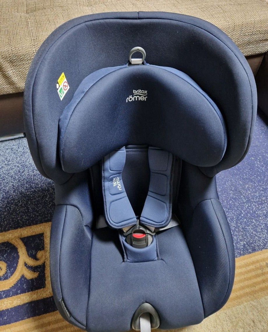 Britax-Romer автокрісло Trifix2 i-Size Night Blue