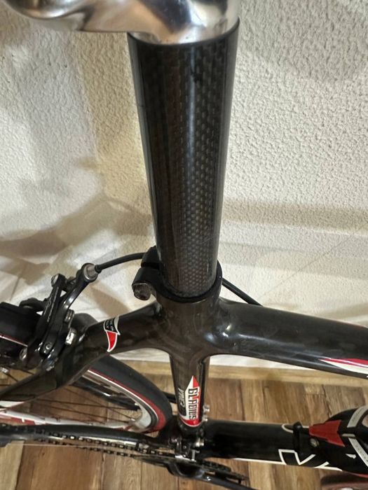 Шосейний італійський велосипед Viner Gladius 58