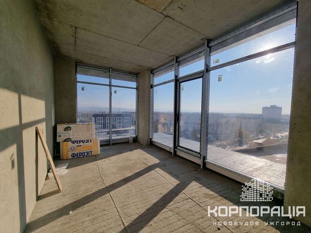Продаж 3-км квартири, великий балкон, панорамний вид на все місто