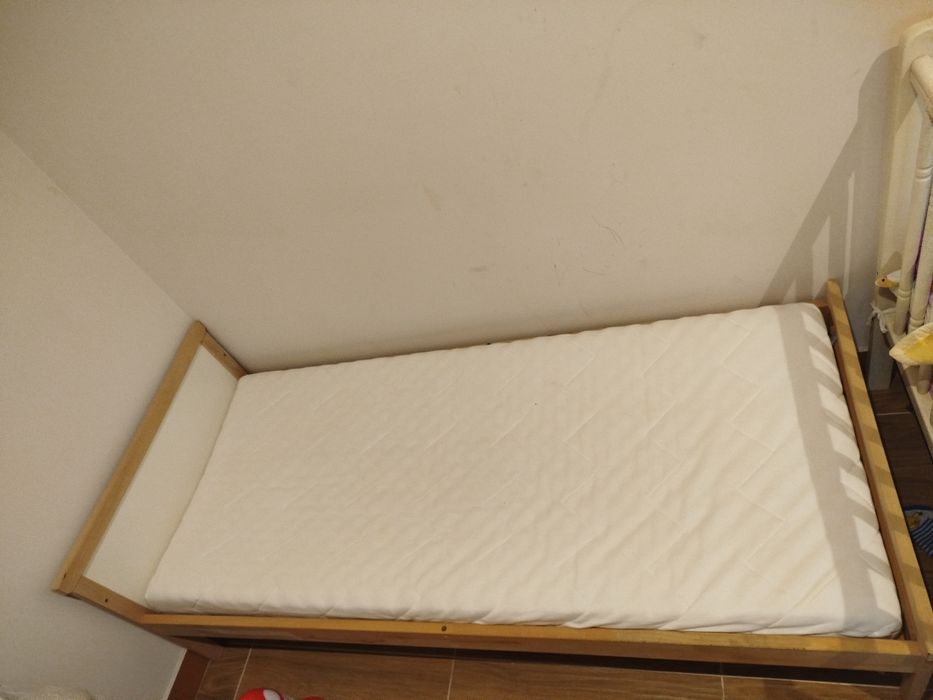 Cama solteiro como nova