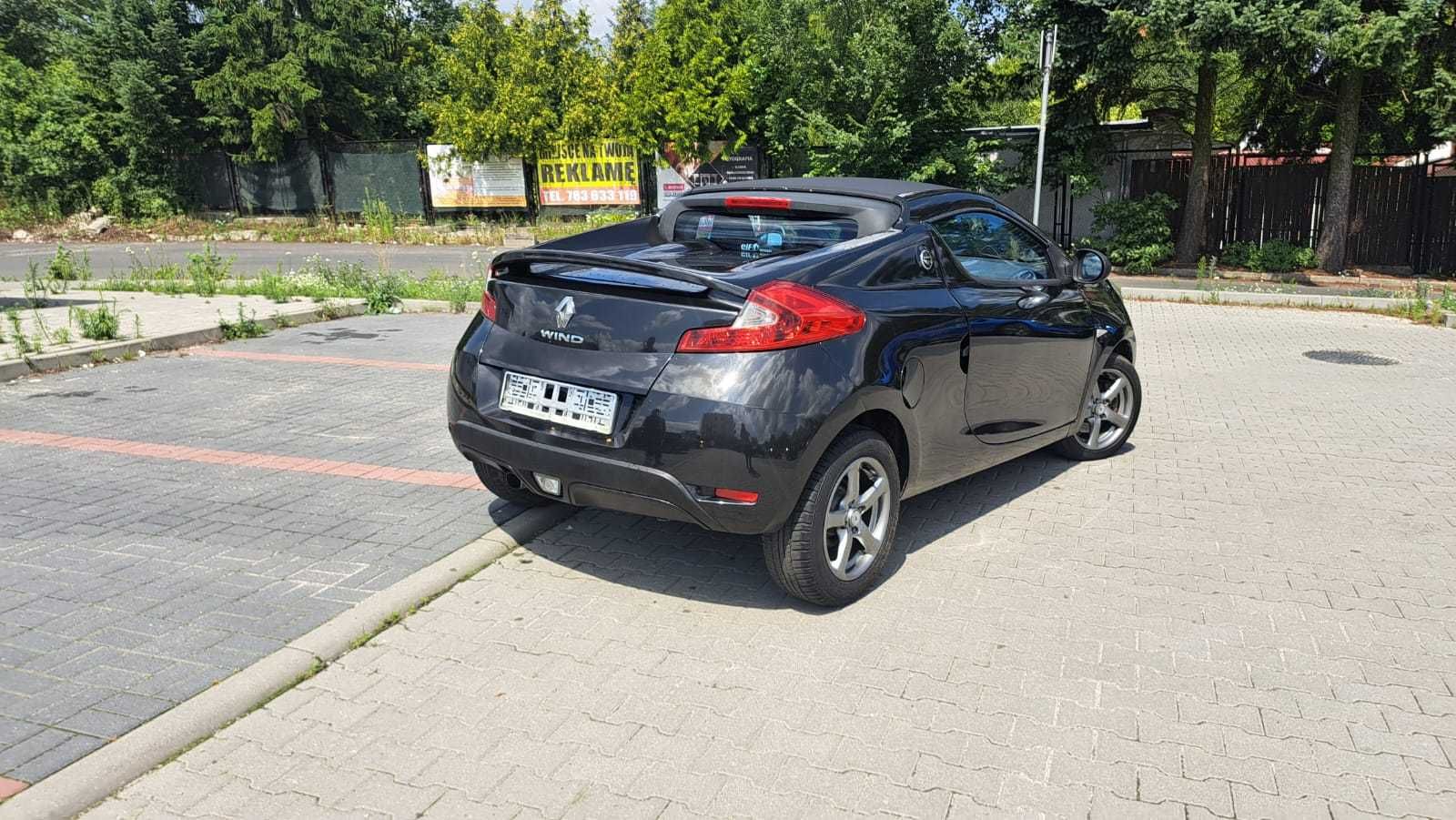 Renault wind czarny