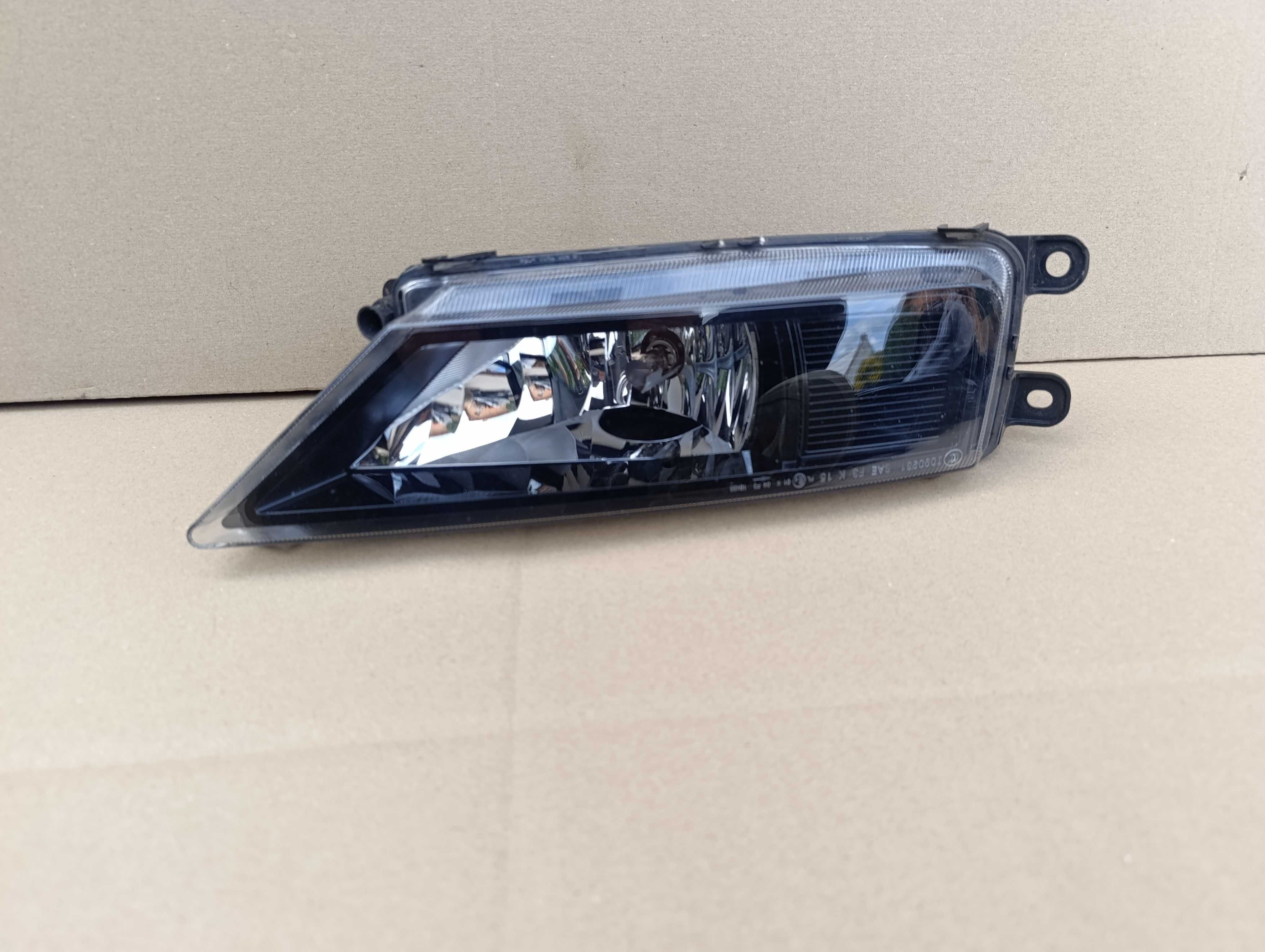 VW Tiguan 2 II ALLSPACE halogen zderzaka prawy idealny 5NL.941.700