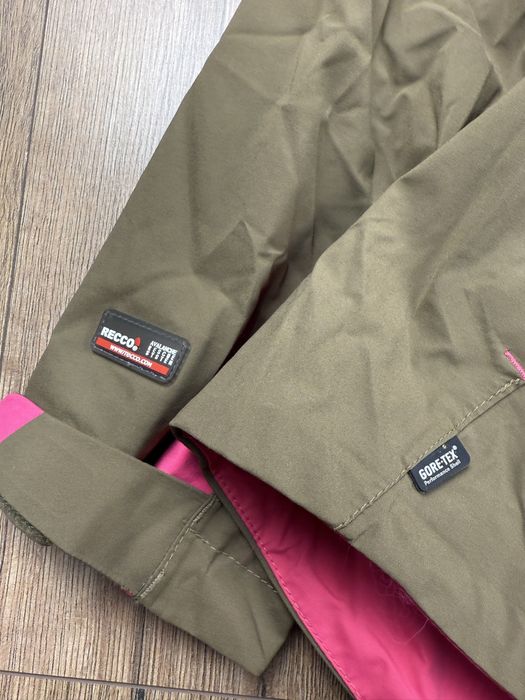 Жіноча лижна куртка Peak Performance Snowmass M водостійка gore tex