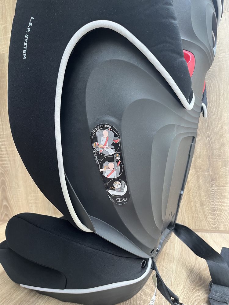 Автокрісло 15-36 кг 3-12 років.Cybex solution b-fix