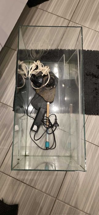 Akwarium-żółwia, grzałka100W, pompa z filtrem, lampa, pokrywa-plexy