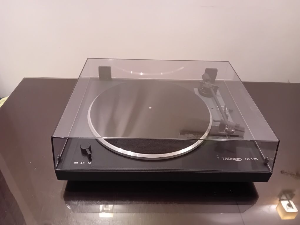 Gramofon Thorens TD170