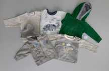 Swetry i bluzy z kapturem uniseks, rozmiar 68
