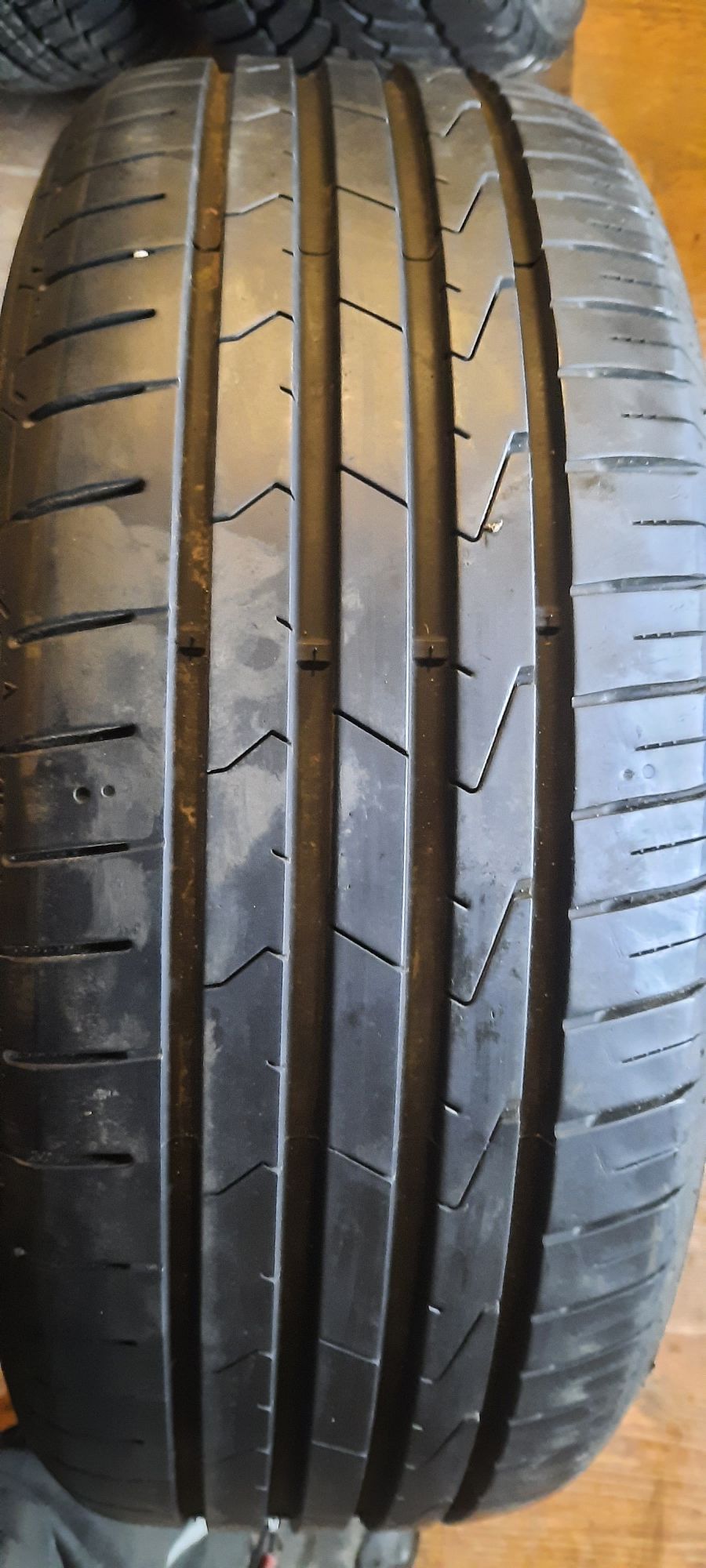 Opona letnia pojedyncza HANKOOK 225/55R18