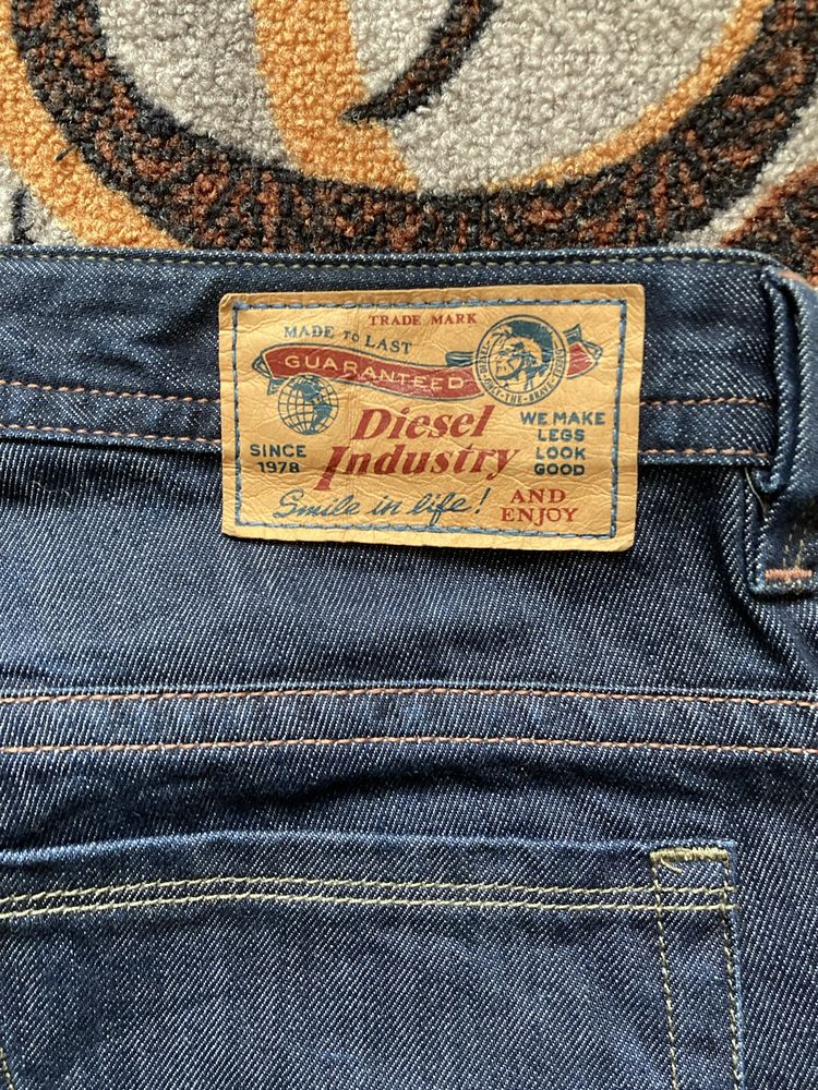 Чоловічі джинси Diesel