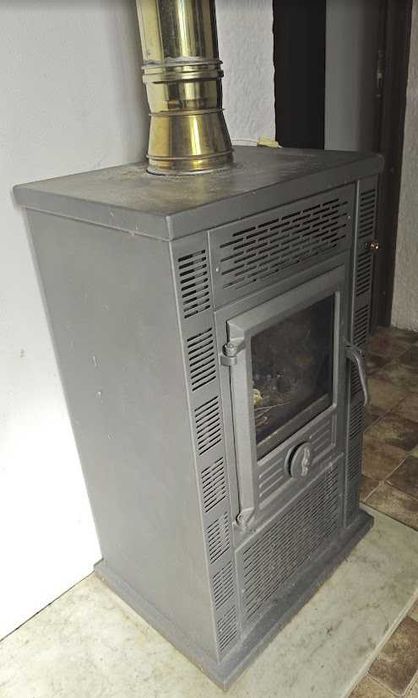 Salamandra a lenha com ventilação - excelente estado