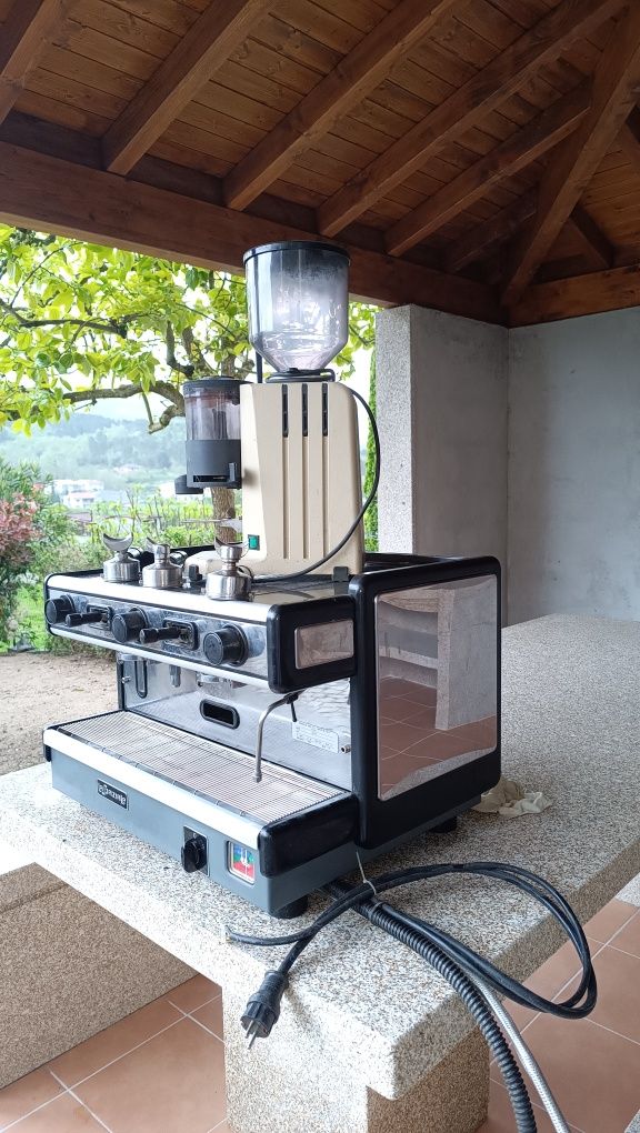 Máquina de café LaSpaziale